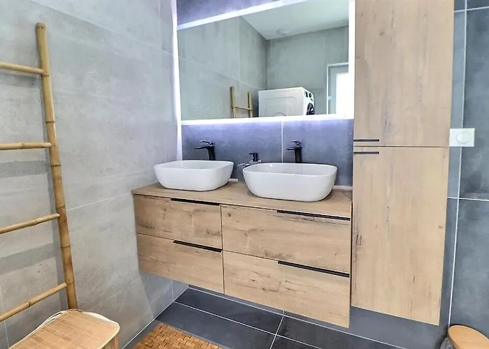 Alsace A Climatisee Garage, Parking Et Terrasse Apartament *
